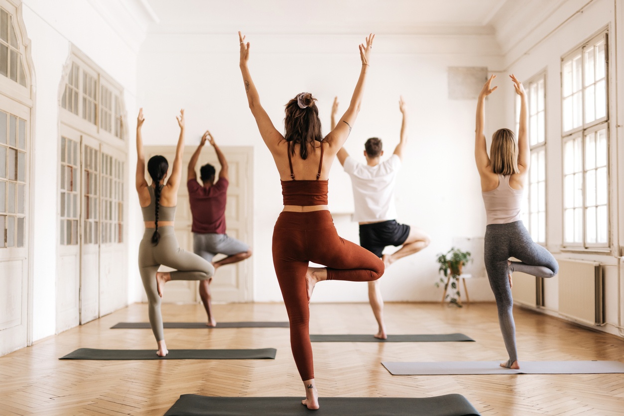 Yoga at Home vs Studio: Benefits and Downsides • Yoga Basics